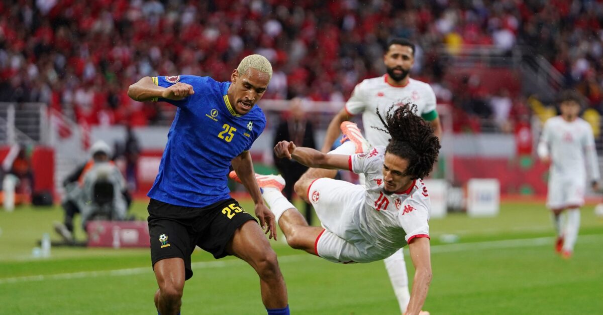 Tanzania 1-1 Tunisia: Salum stunner sends both through