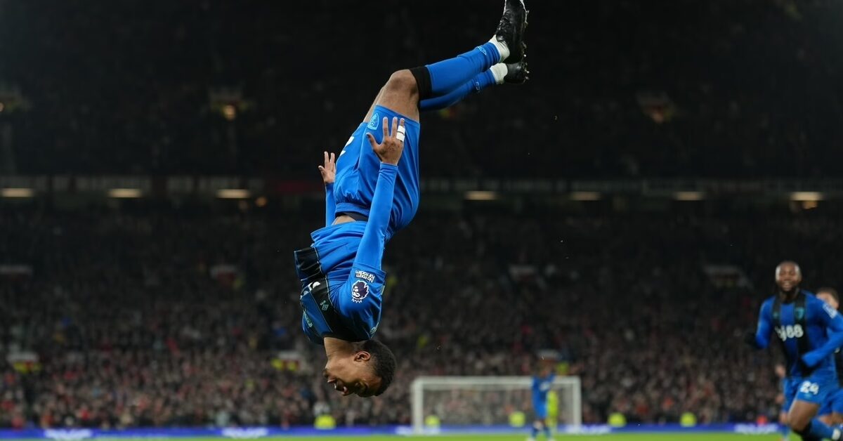 Man United 4-4 Bournemouth: Chaos at Old Trafford