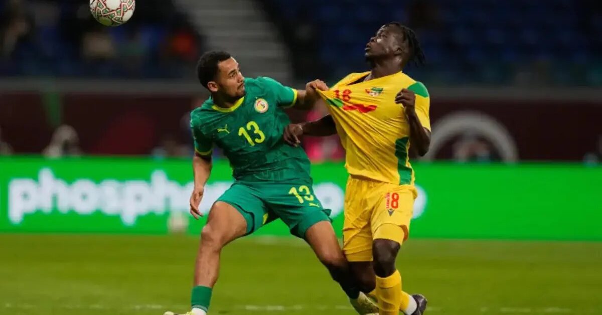 Senegal sweep Benin 3-0 to top AFCON Group D despite Koulibaly red