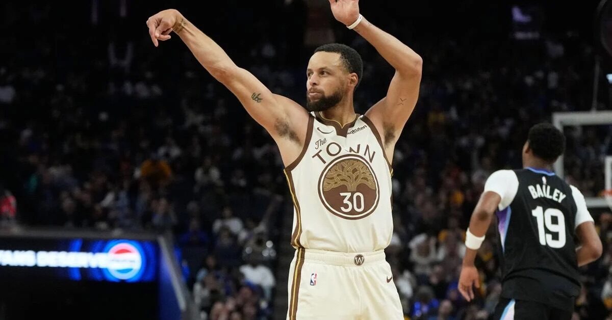 Curry’s second-half burst lifts Warriors over Magic