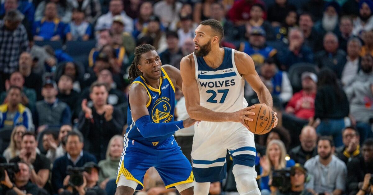 Wolves outlast Warriors 127-120; Curry drops 39