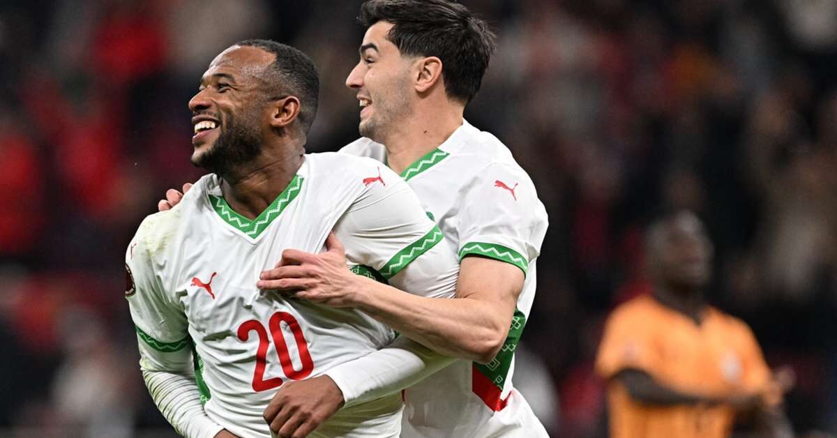 Morocco 3-0 Zambia: El Kaabi stunner, Hakimi returns