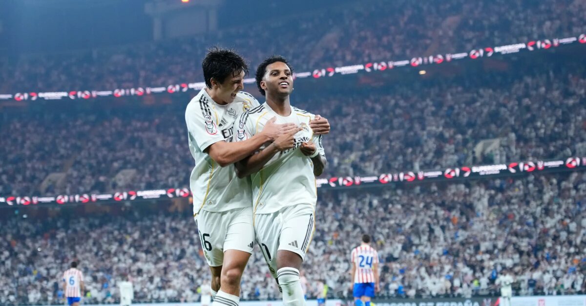 Real Madrid beat Atlético 2-1 to set up Super Cup Clásico